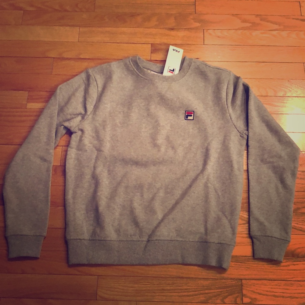 Women’s Fila sweatshirt